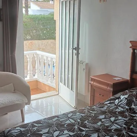 Villa Lovely Detached 3 Bedroom Villa, Communal Pool In Quesada *
