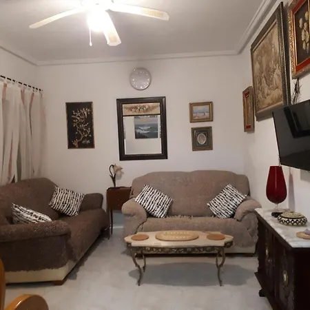 Lovely Detached 3 Bedroom Villa, Communal Pool In Quesada *