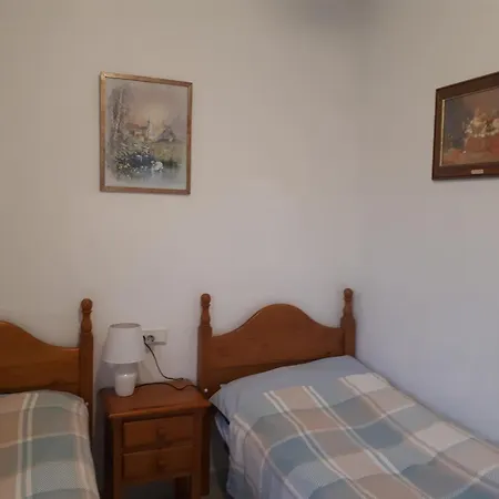 Villa Lovely Detached 3 Bedroom Villa, Communal Pool In Quesada *